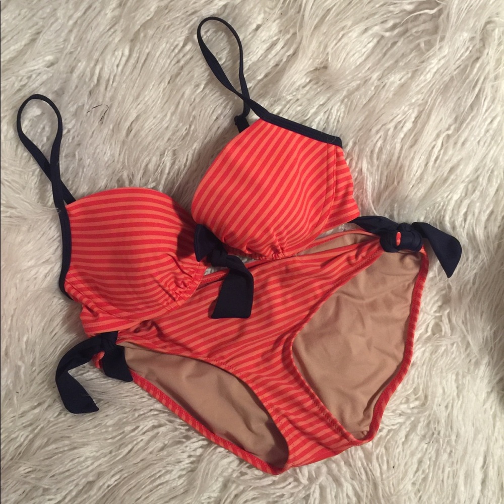 Like new lightly padded bikini set 👙